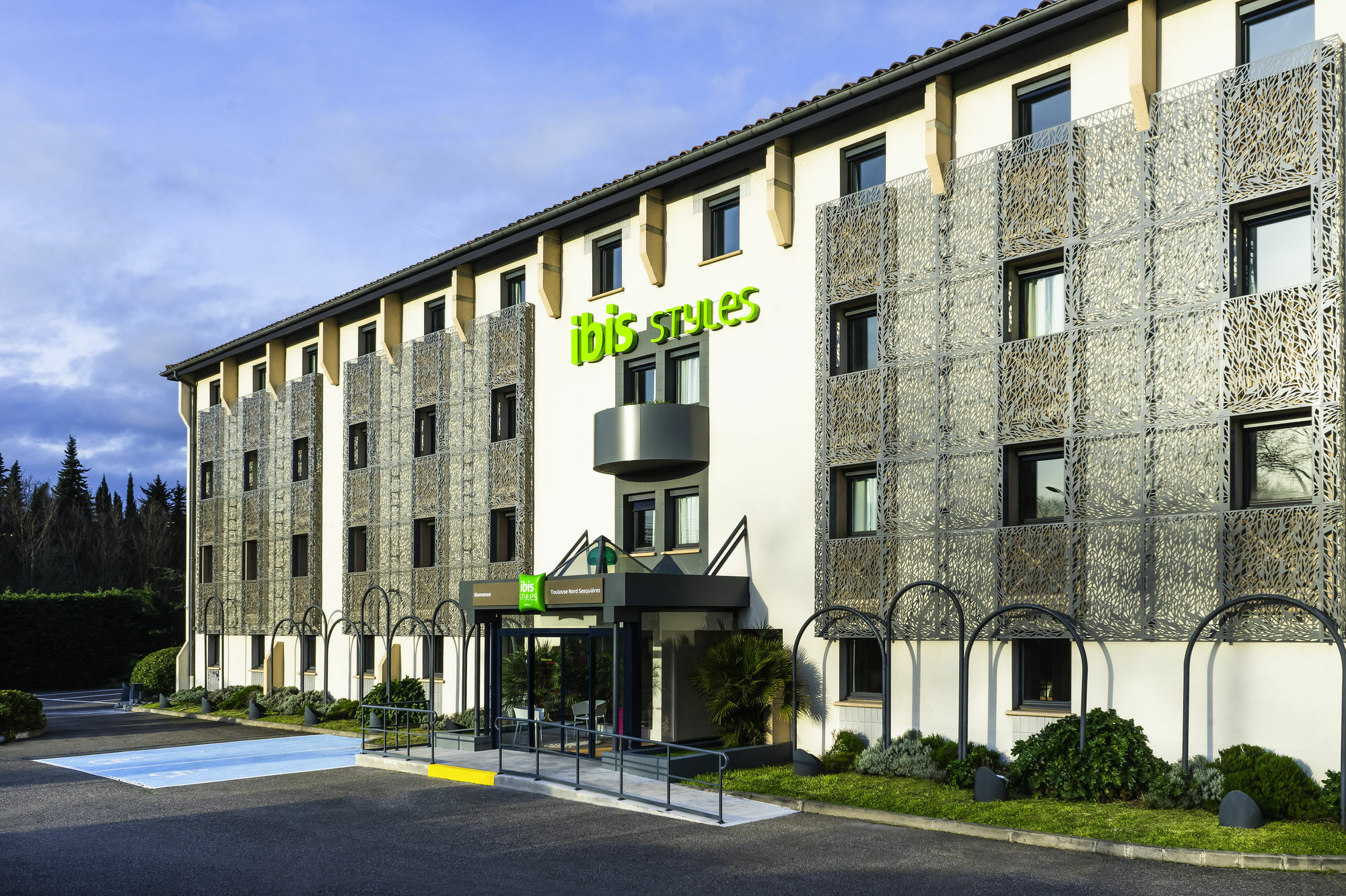 Ibis Styles Toulouse Nord Sesquieres Hotel Bagian luar foto