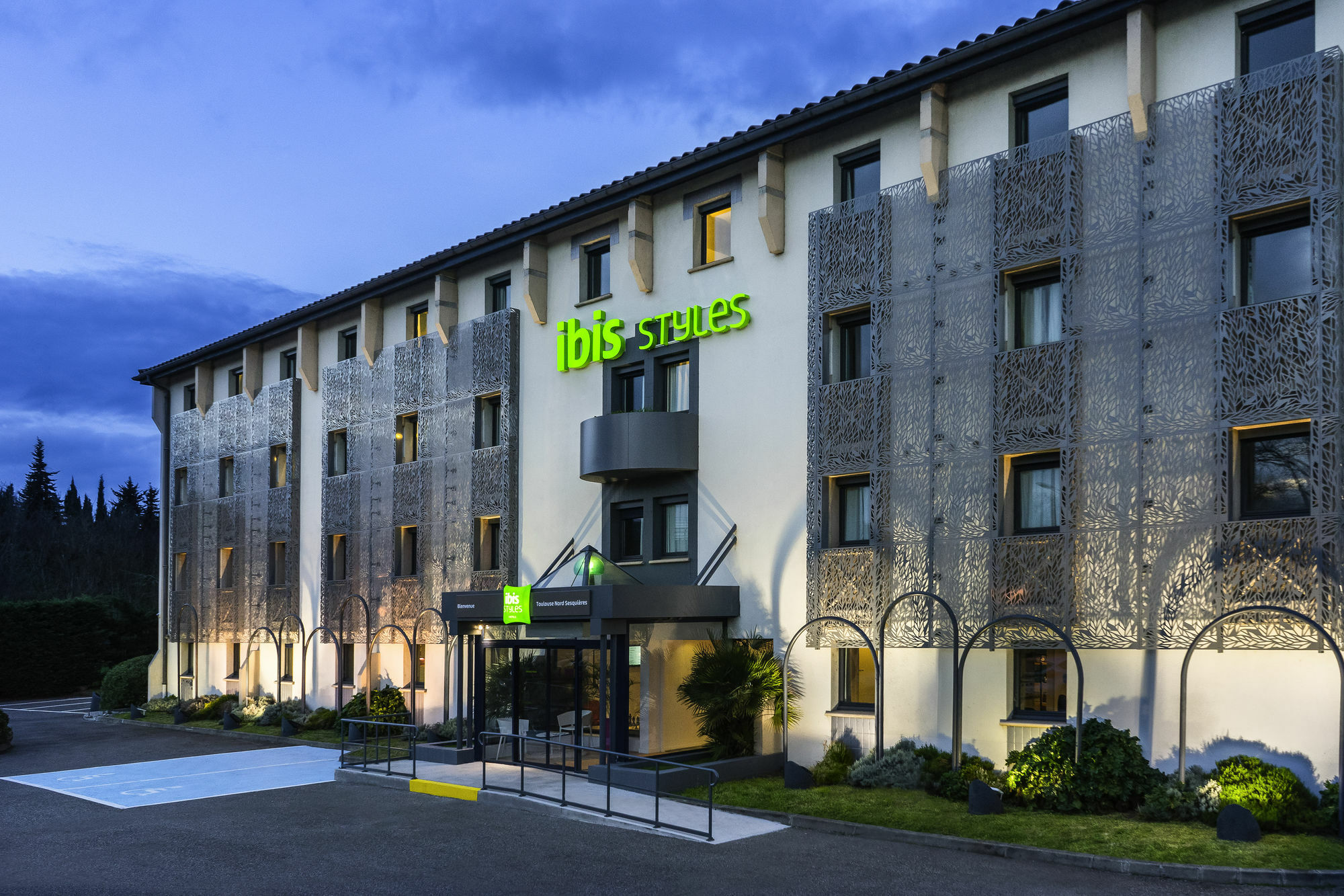 Ibis Styles Toulouse Nord Sesquieres Hotel Bagian luar foto